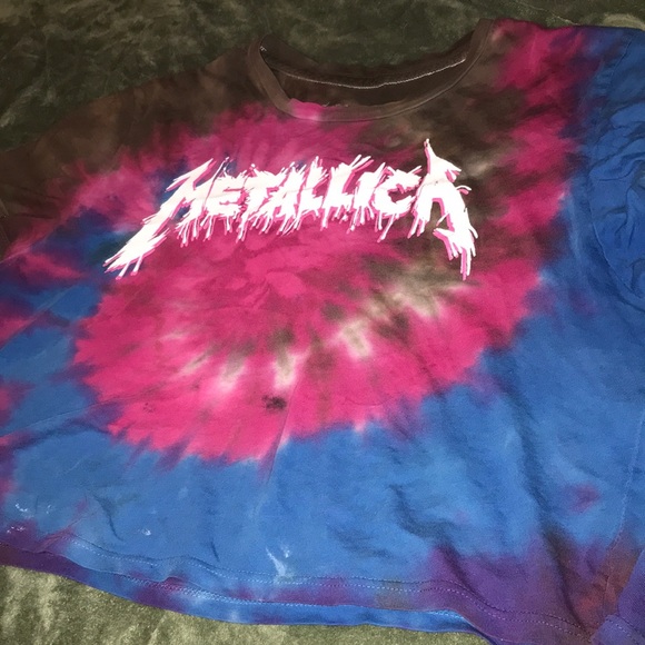 Hot Topic Tops - Metallica Tye Dye Crop Top